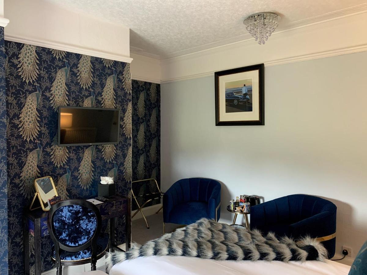 The Station Guest House Galmpton Экстерьер фото