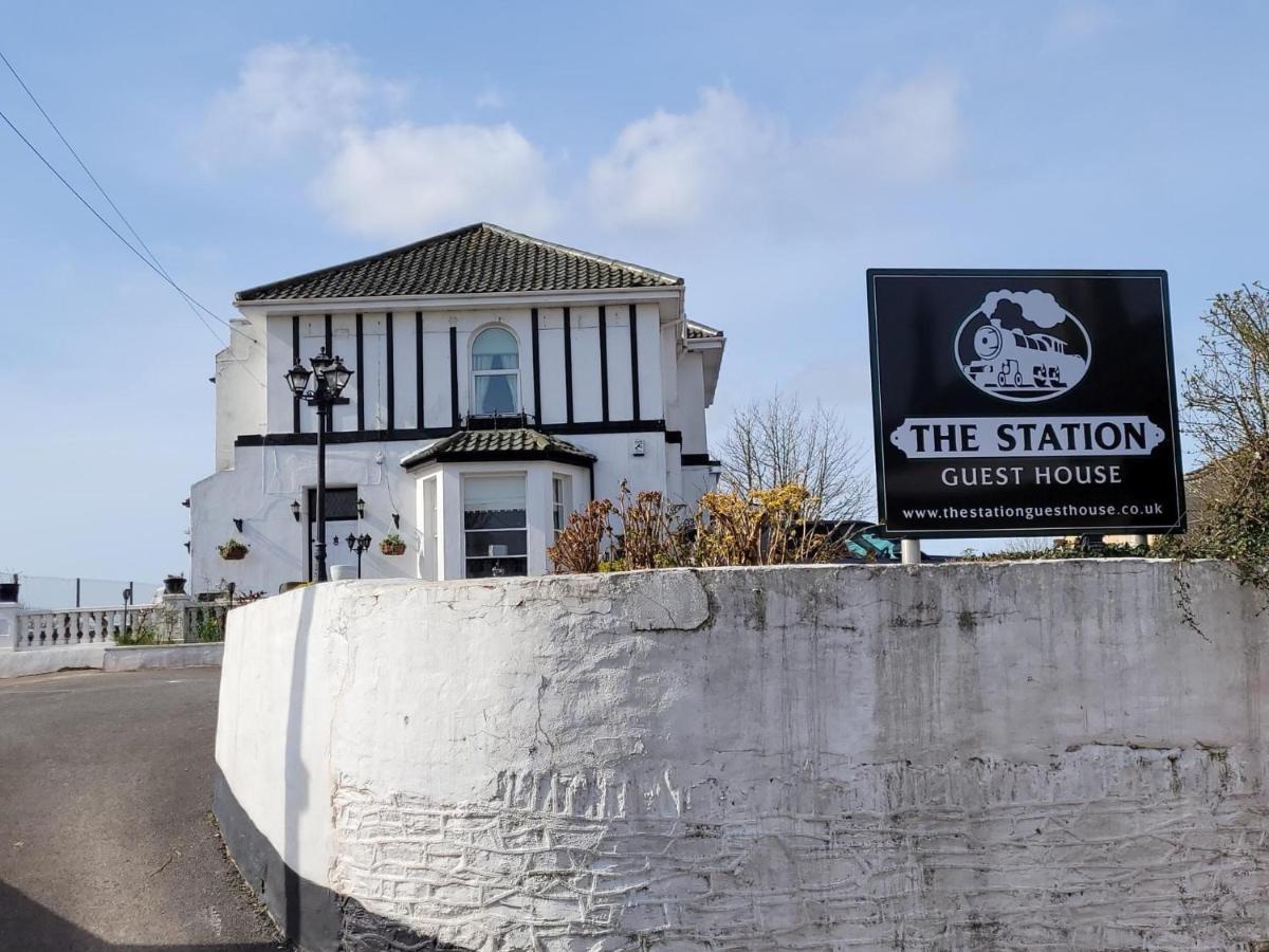 The Station Guest House Galmpton Экстерьер фото